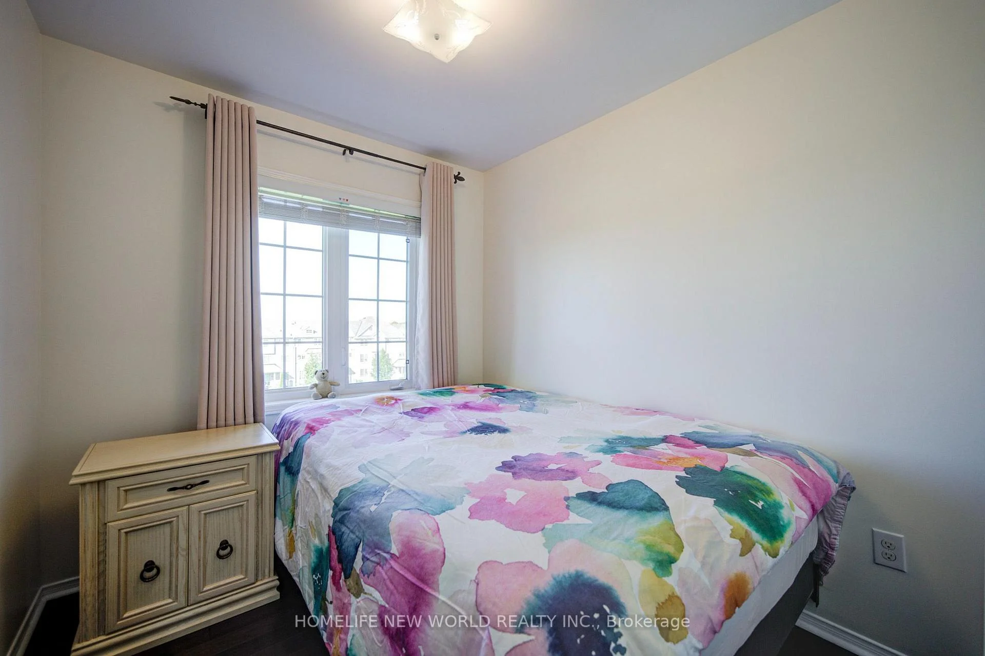 Photo 38 of 114 Goss Lane, Ajax, Central East — HOMEH