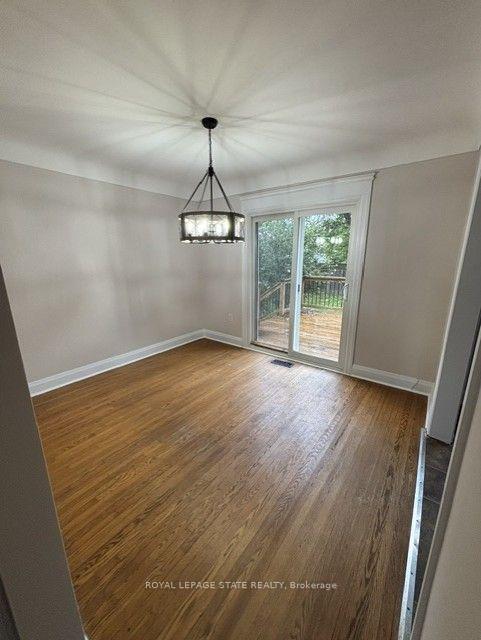 Photo 9 of 46 Delevan Crescent, Hamilton, Hill Park — HOMEH