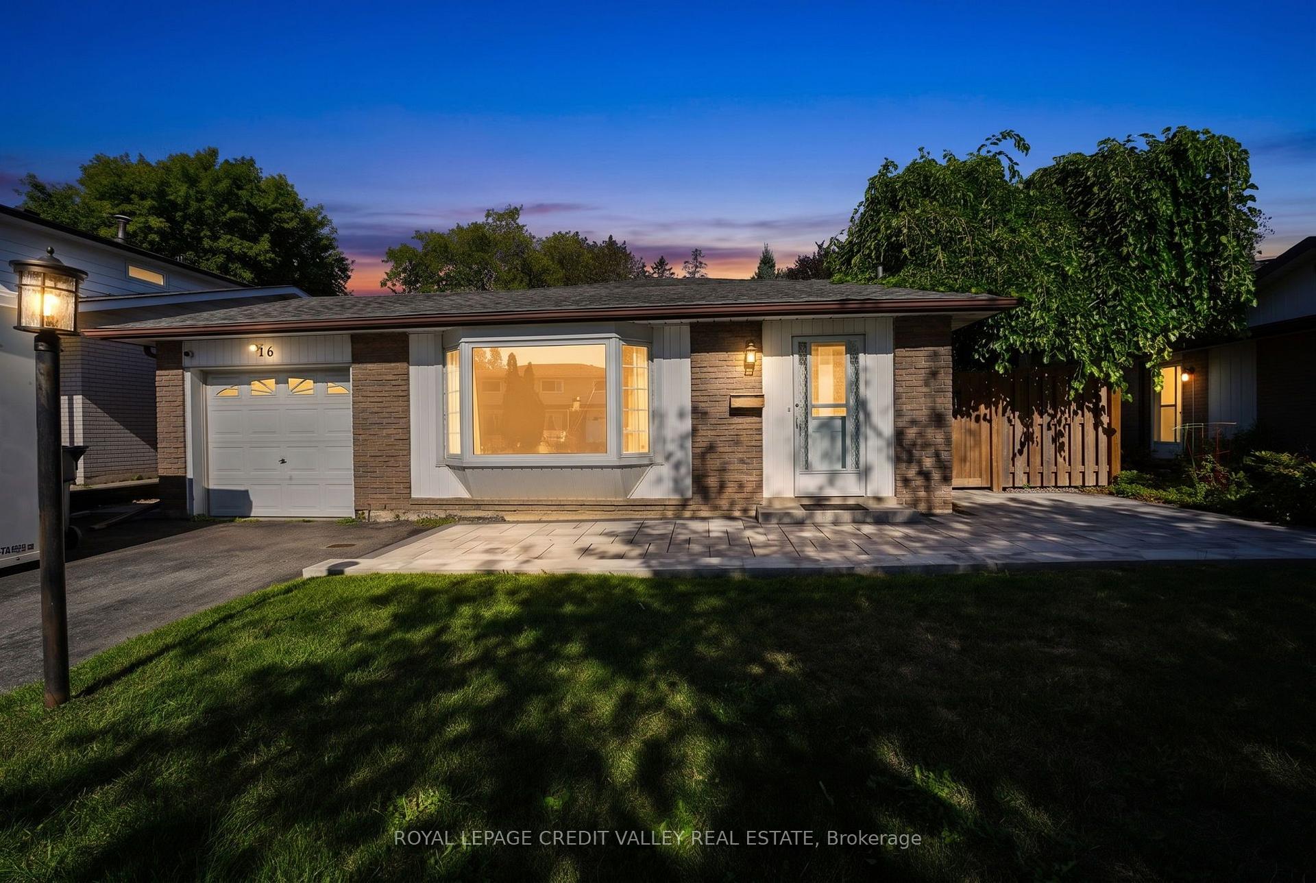 Photo of 16 Lockton Crescent