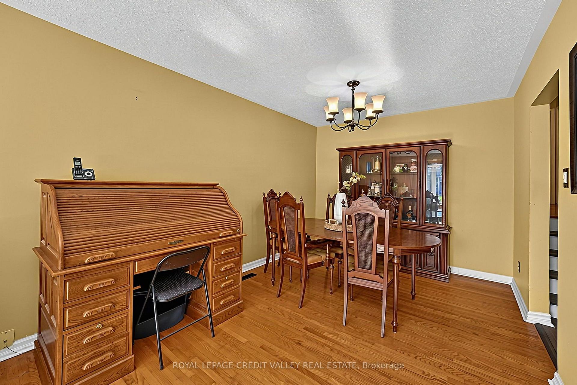 Photo 15 of 16 Lockton Crescent, Brampton, Brampton East — HOMEH
