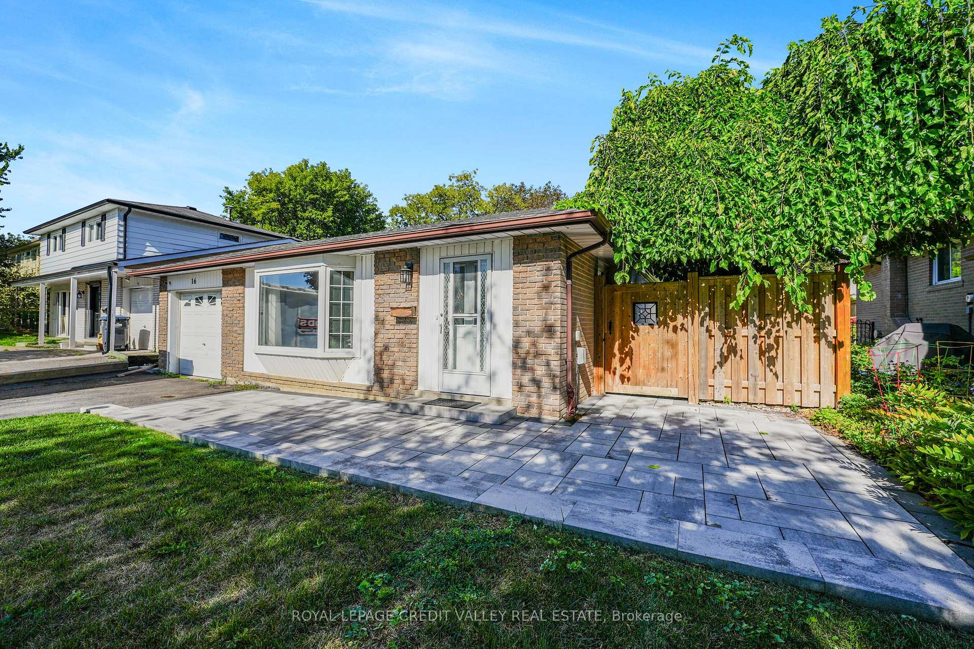 Photo 38 of 16 Lockton Crescent, Brampton, Brampton East — HOMEH