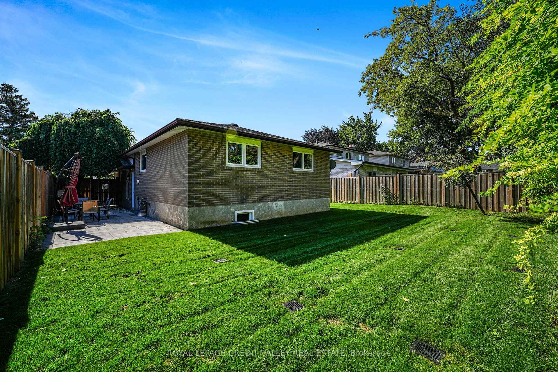 Photo 45 of 16 Lockton Crescent, Brampton, Brampton East — HOMEH