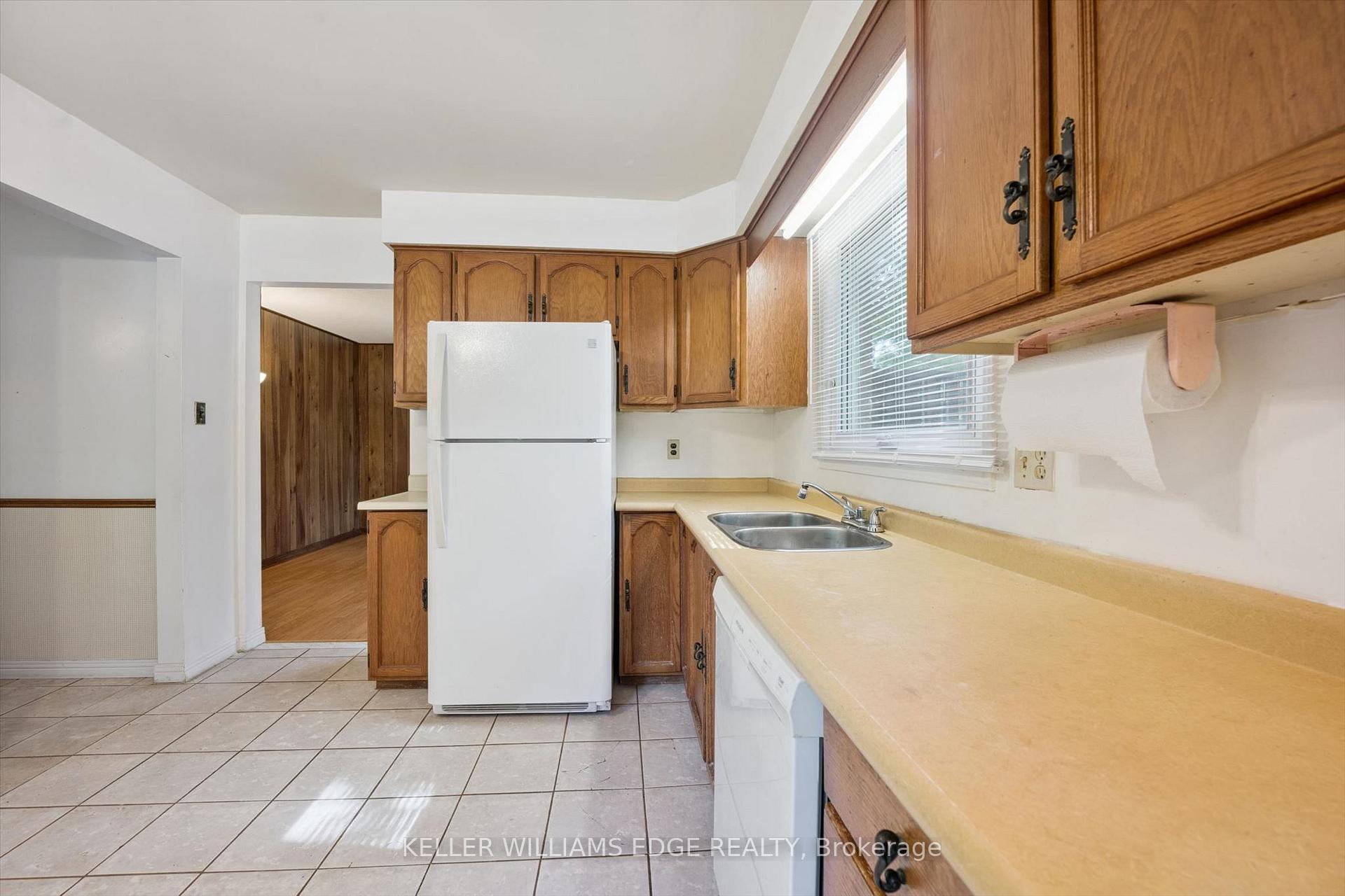 Photo 14 of 2181 Joyce Street, Burlington, Brant — HOMEH
