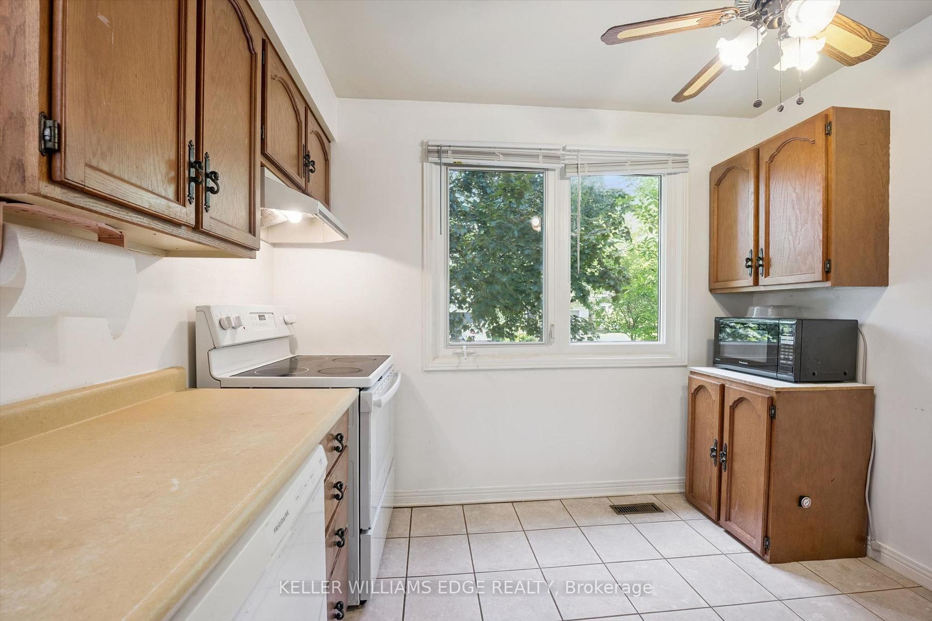 Photo 15 of 2181 Joyce Street, Burlington, Brant — HOMEH