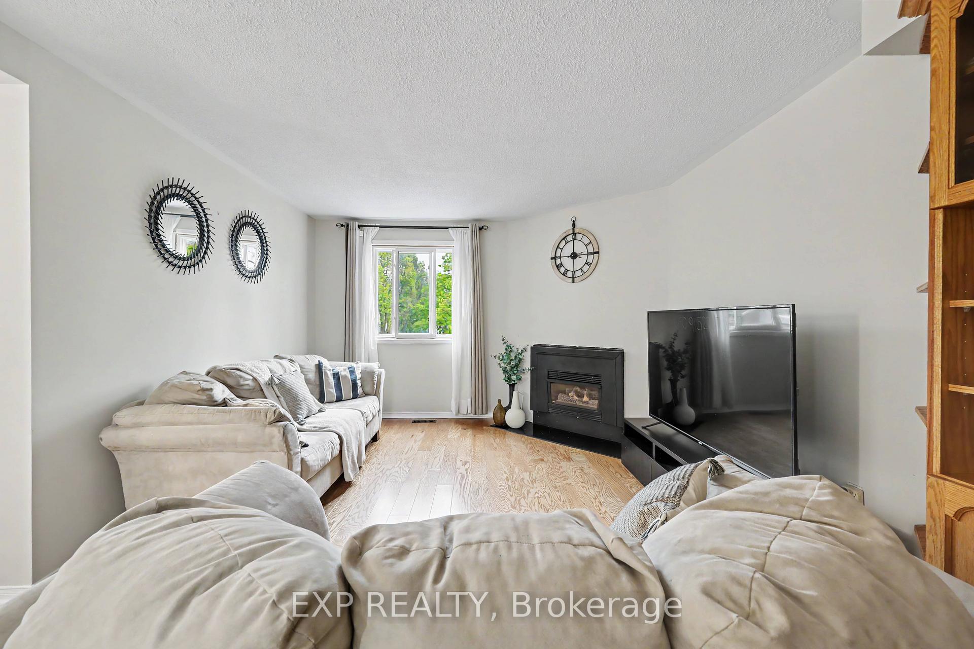 Photo 10 of Unit 47, 38 Elora Drive, Hamilton, Fessenden — HOMEH