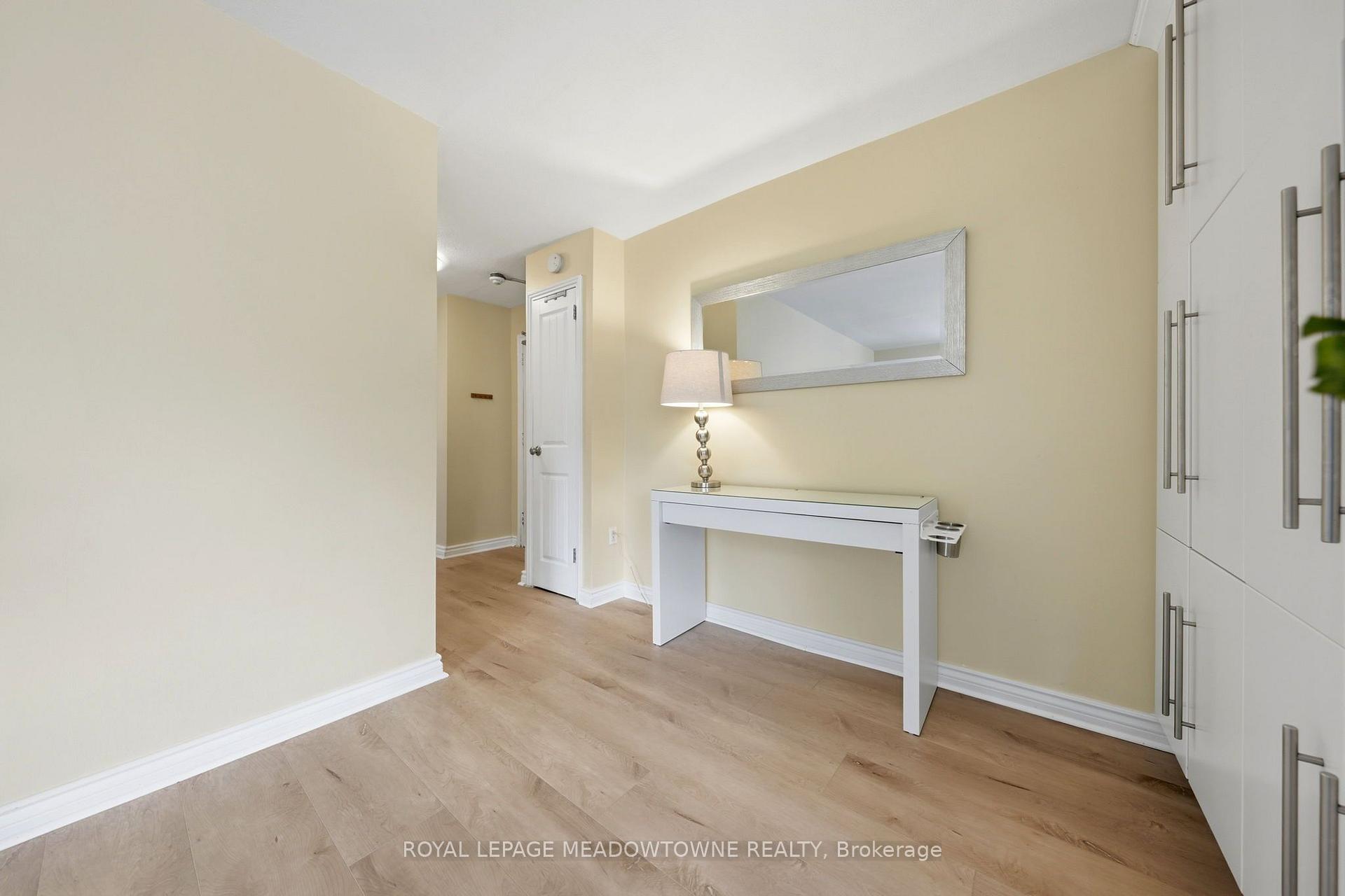 Photo 7 of Unit 301, 49 Park Avenue, Halton Hills, Georgetown — HOMEH