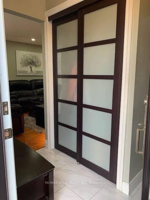 Photo 3 of Unit Upper, 27 Brookdale Crescent, Brampton, Avondale — HOMEH