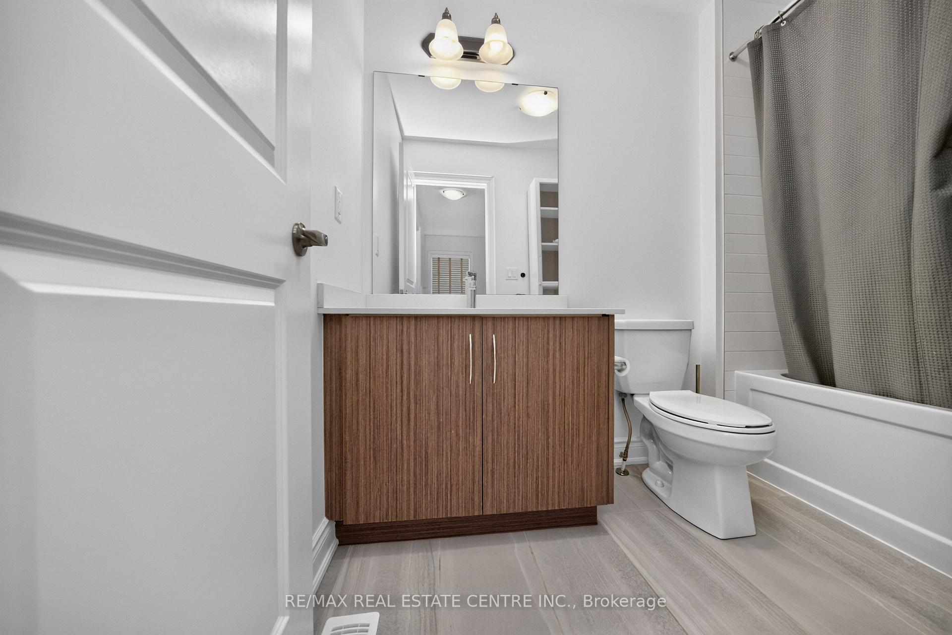 Photo 20 of 8 Banner Elk Street, Brampton, Bram West — HOMEH