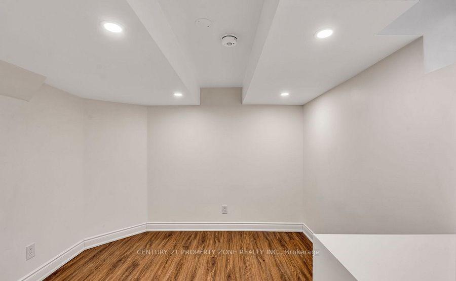 Photo 9 of Unit Basement, 8 Griffith Court, Brampton, Fletcher's Meadow — HOMEH