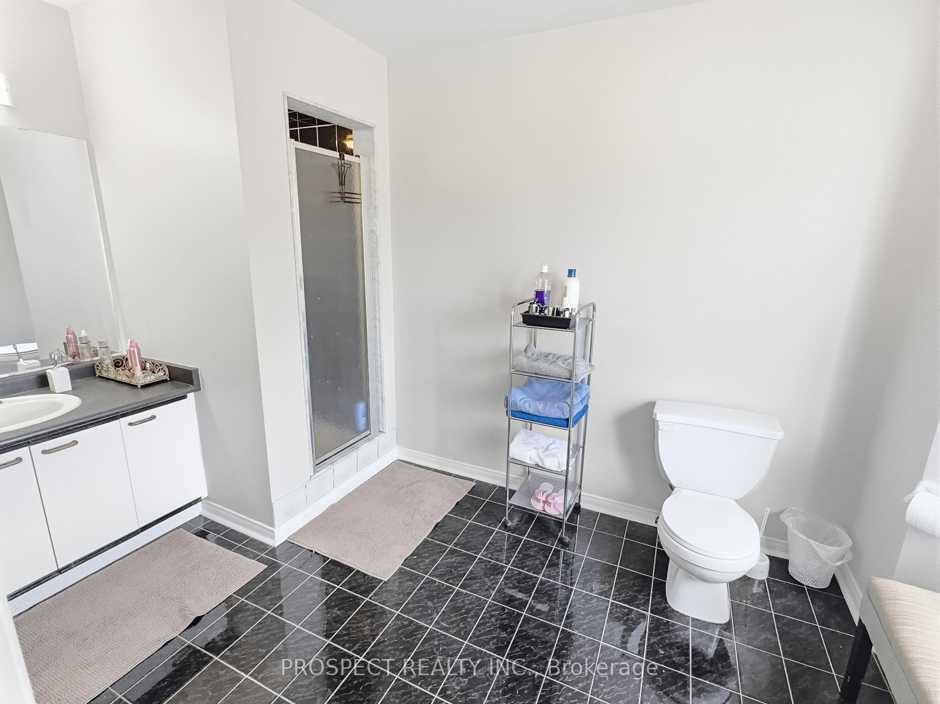 Photo 12 of 79 Louana Crescent, Vaughan, East Woodbridge — HOMEH