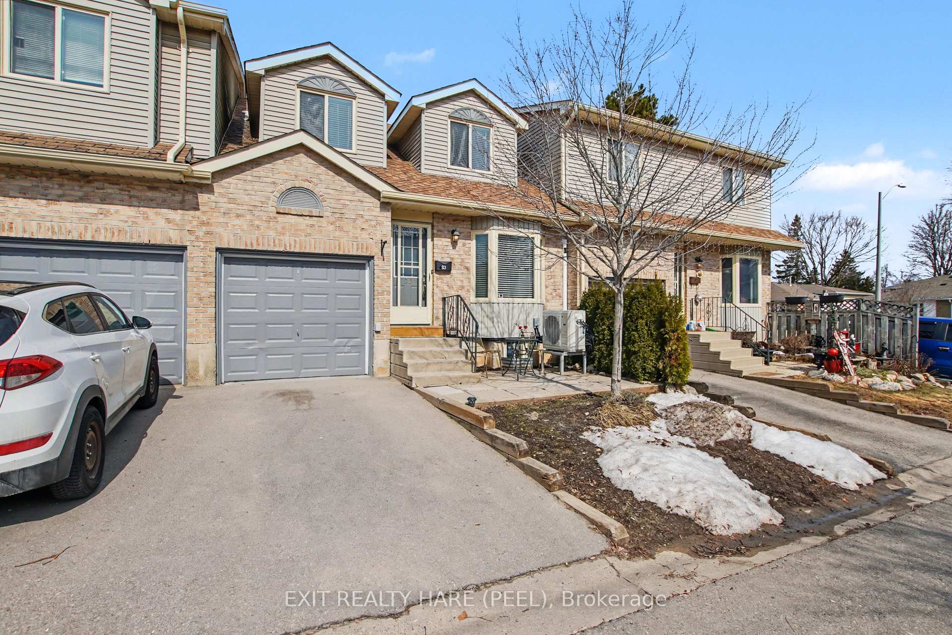 Photo 4 of Unit 93, 90 Lawrence Avenue, Orangeville — HOMEH