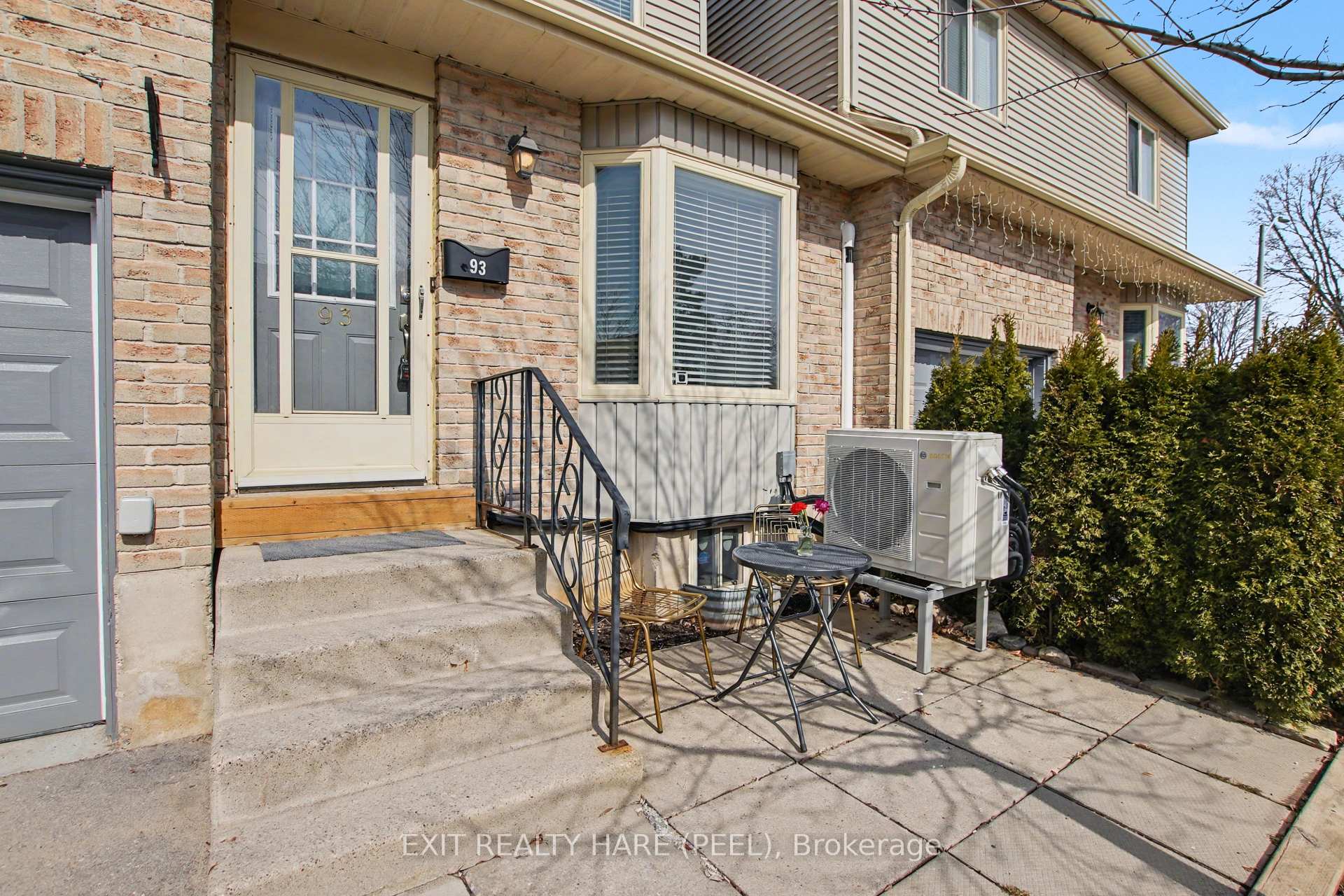 Photo 6 of Unit 93, 90 Lawrence Avenue, Orangeville — HOMEH