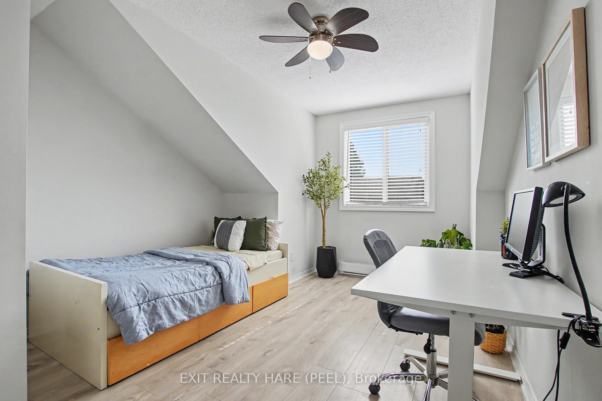 Photo 17 of Unit 93, 90 Lawrence Avenue, Orangeville — HOMEH