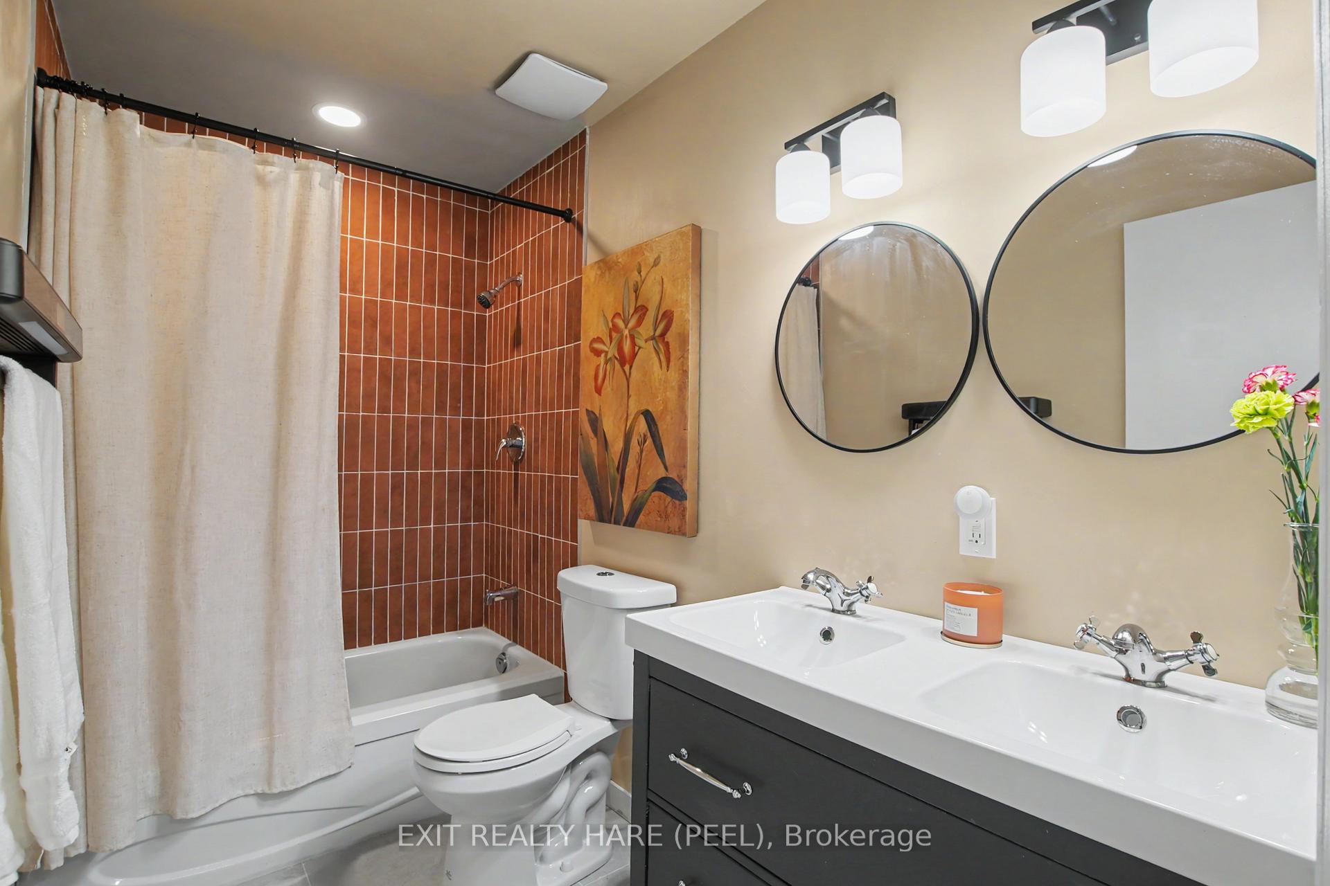 Photo 23 of Unit 93, 90 Lawrence Avenue, Orangeville — HOMEH