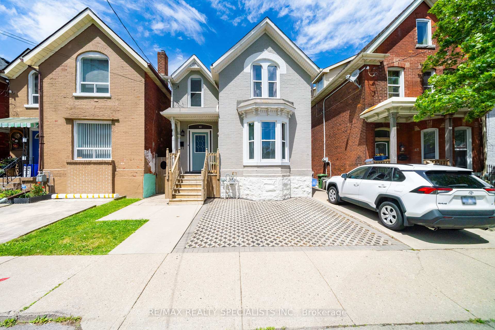 Photo of 43 Oxford Street