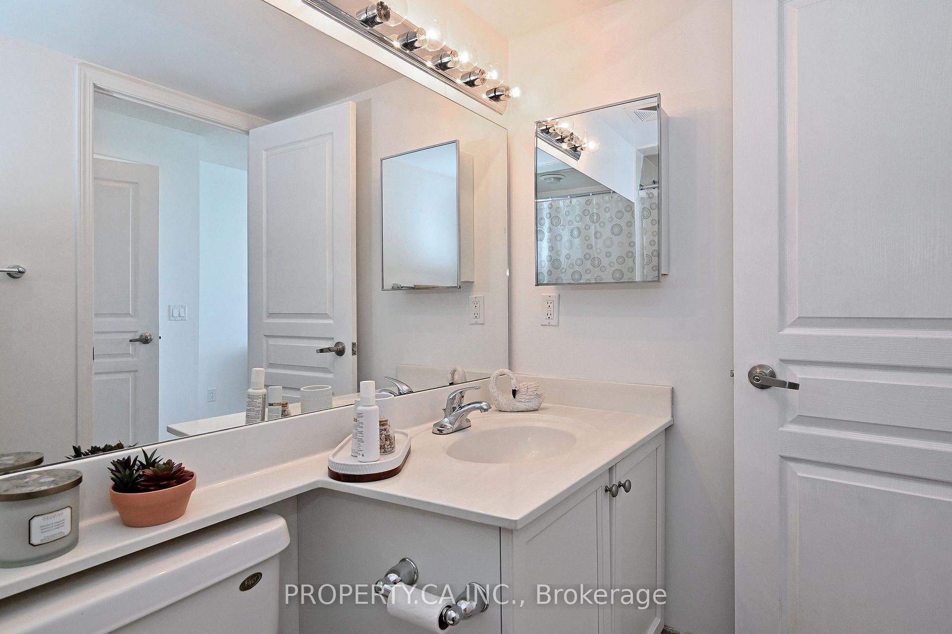 Photo 13 of Unit 1013, 310 Red Maple Road, Richmond Hill, Langstaff — HOMEH