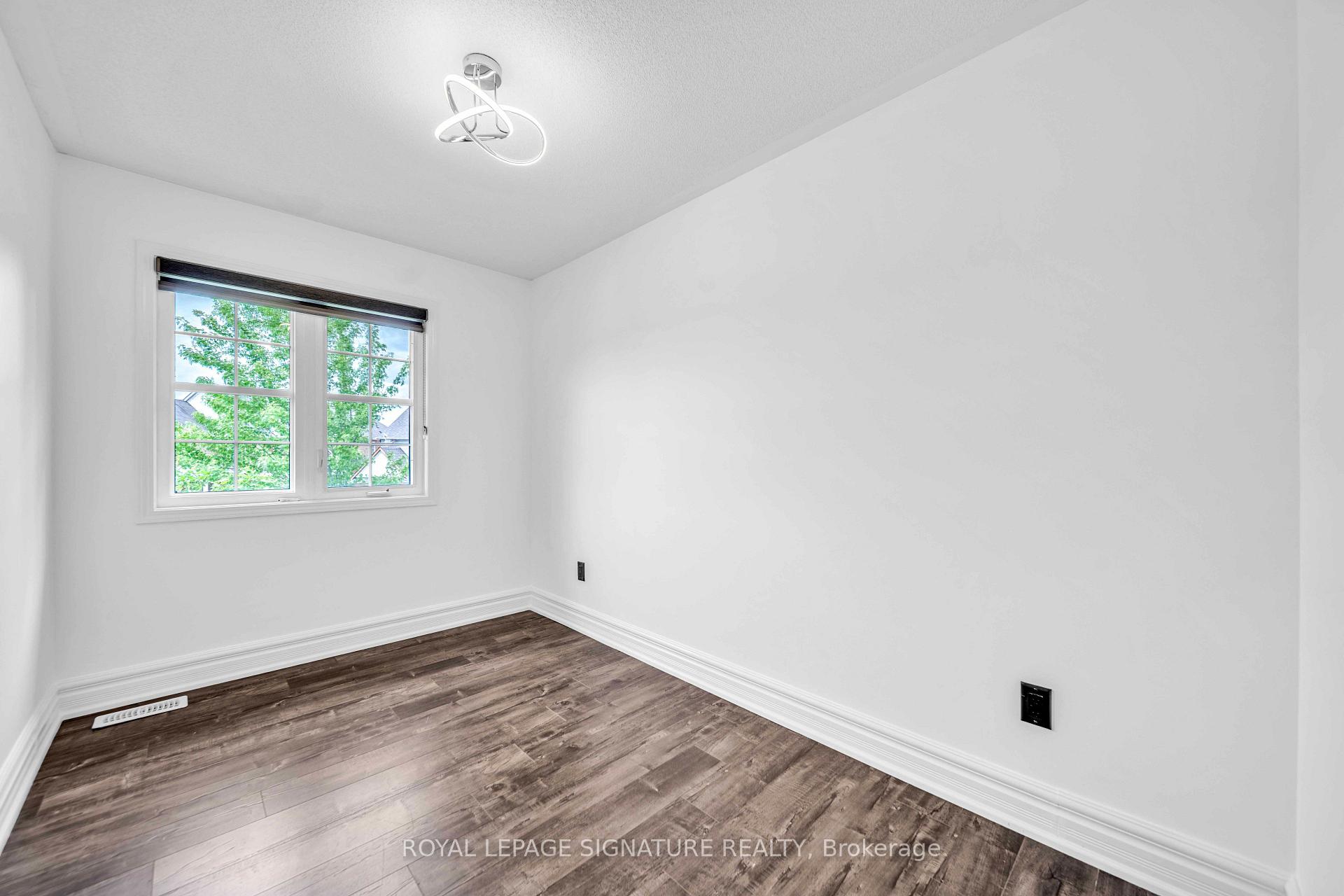 Photo 20 of 81 Bulmer Crescent, Newmarket, Woodland Hill — HOMEH