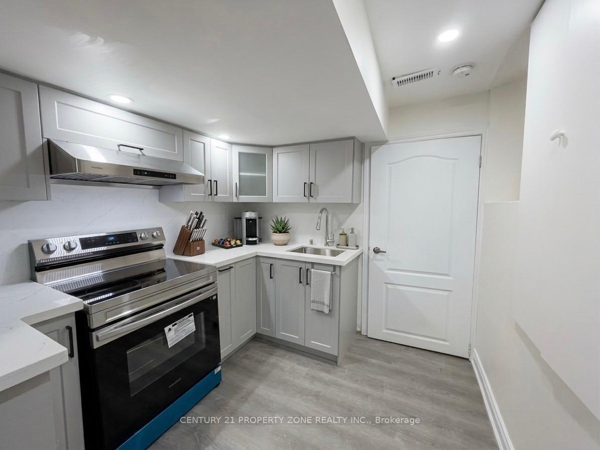 Photo 7 of Unit Bsmt, 41 Hashmi Place, Brampton, Credit Valley — HOMEH