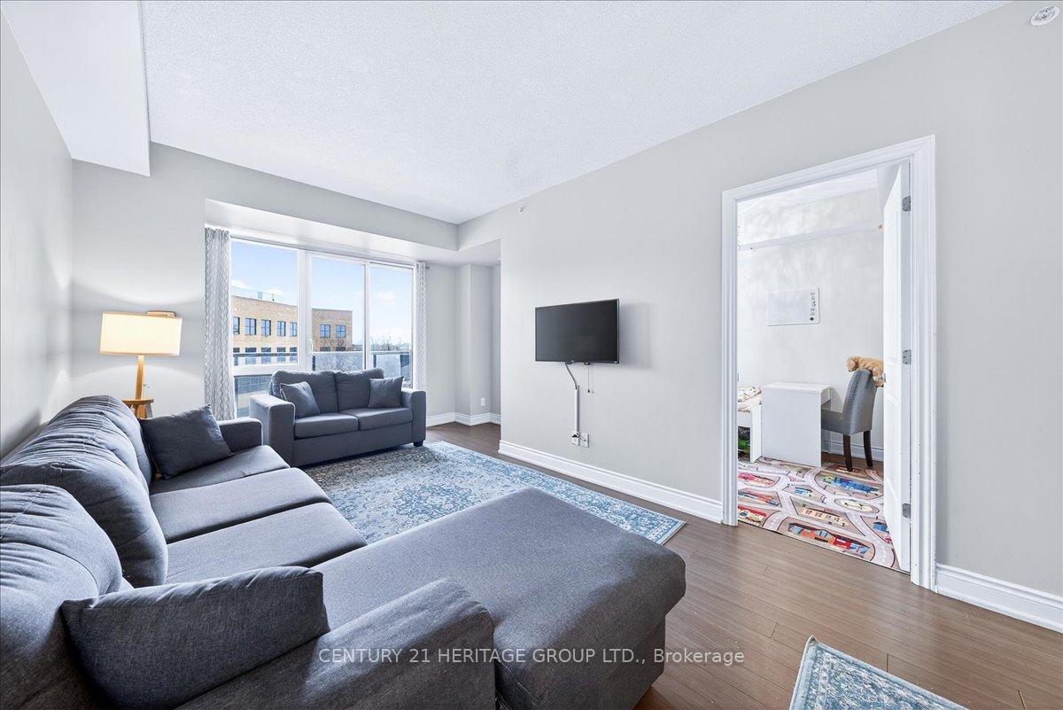 Photo 9 of Unit 510A, 9088 Yonge Street, Richmond Hill, South Richvale — HOMEH