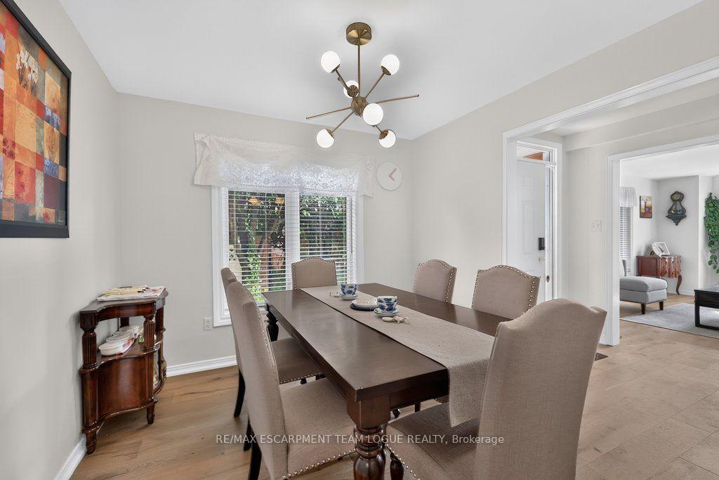 Photo 10 of Unit 9, 2103 Berwick Drive, Burlington, Rose — HOMEH