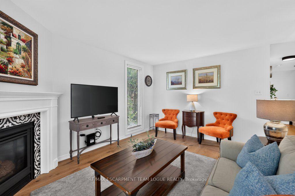 Photo 15 of Unit 9, 2103 Berwick Drive, Burlington, Rose — HOMEH