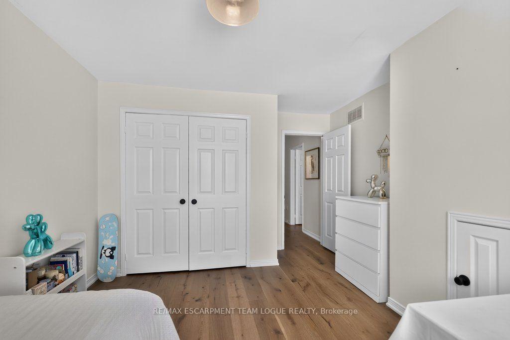 Photo 29 of Unit 9, 2103 Berwick Drive, Burlington, Rose — HOMEH