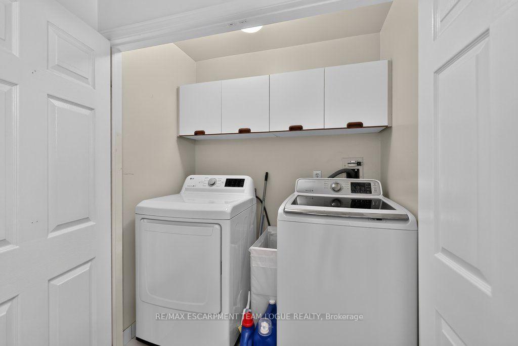 Photo 31 of Unit 9, 2103 Berwick Drive, Burlington, Rose — HOMEH