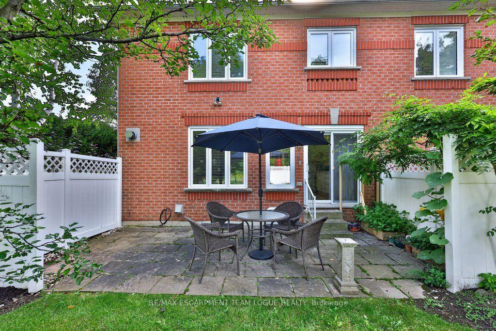 Photo 34 of Unit 9, 2103 Berwick Drive, Burlington, Rose — HOMEH
