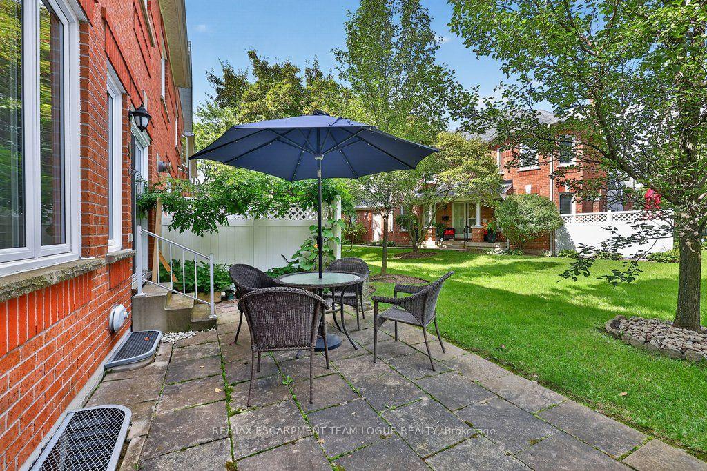 Photo 36 of Unit 9, 2103 Berwick Drive, Burlington, Rose — HOMEH