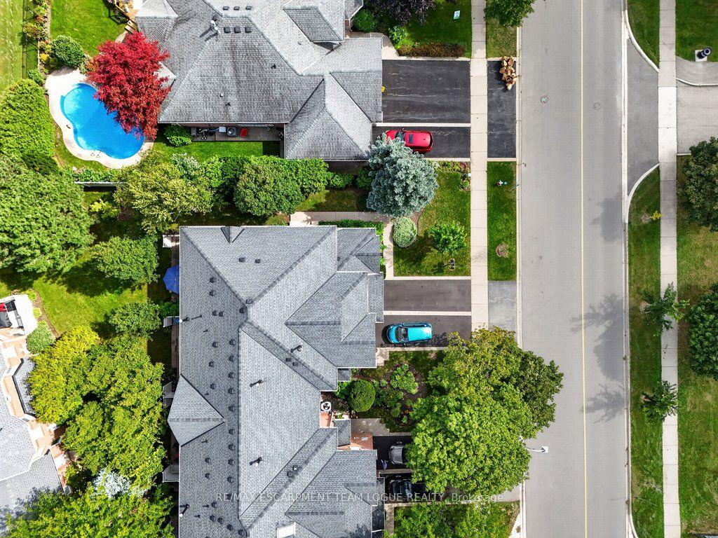 Photo 37 of Unit 9, 2103 Berwick Drive, Burlington, Rose — HOMEH
