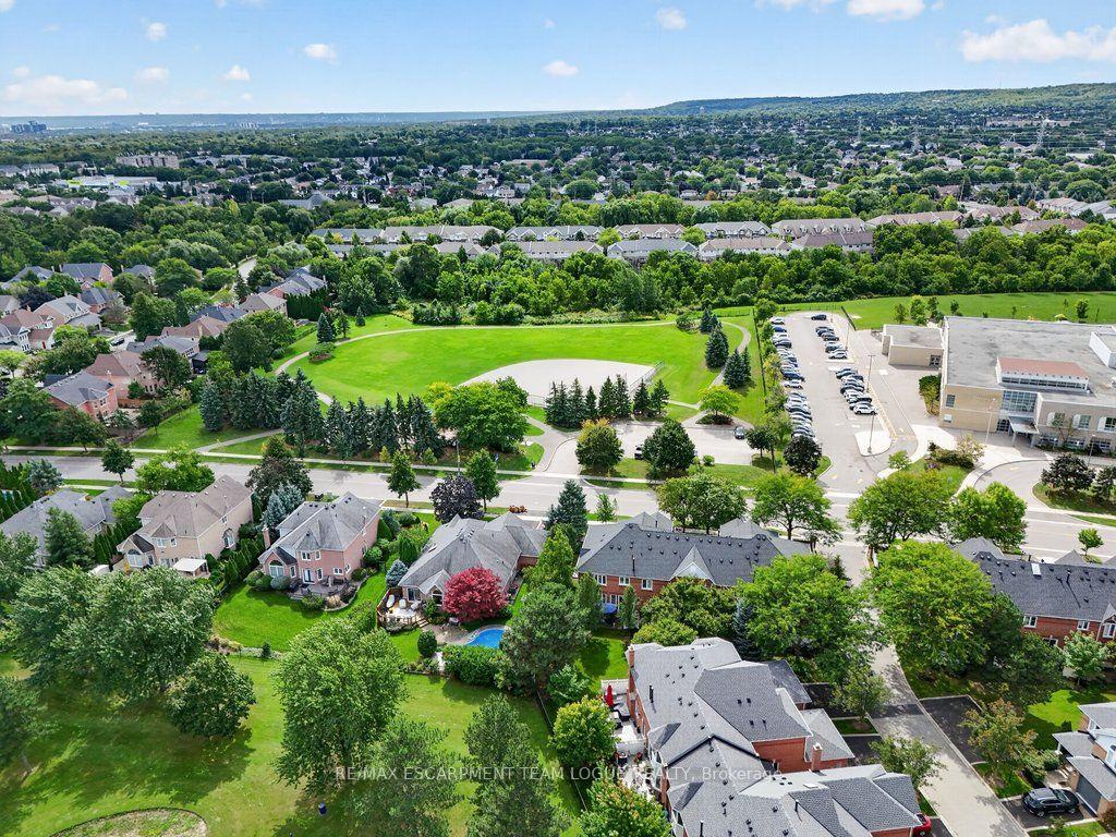 Photo 39 of Unit 9, 2103 Berwick Drive, Burlington, Rose — HOMEH
