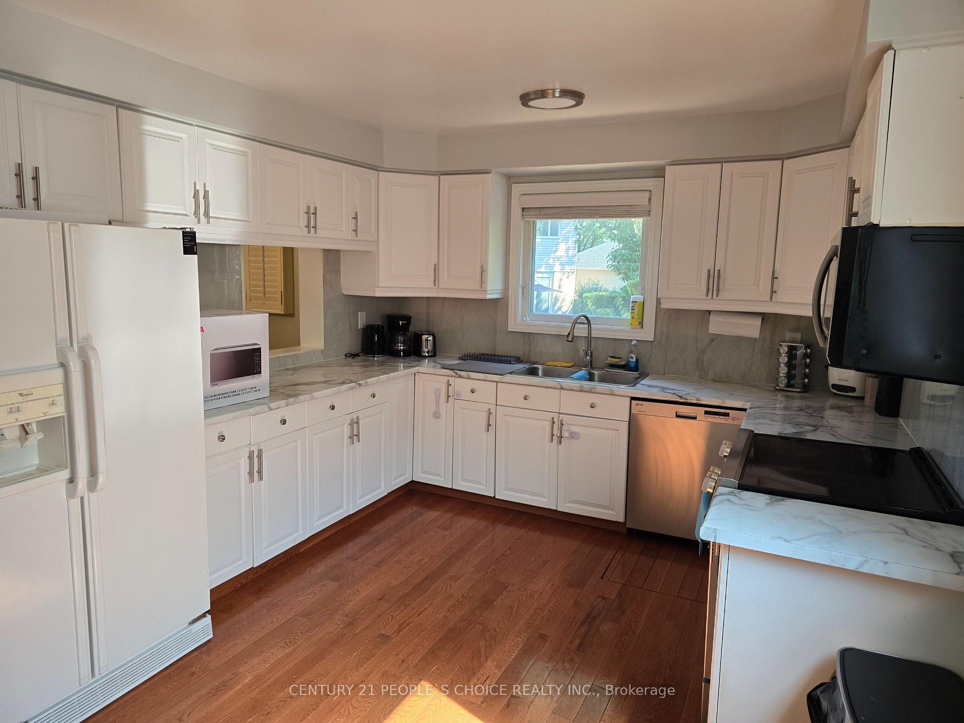 Photo 13 of 6063 Farmstead Lane, Mississauga, Meadowvale — HOMEH