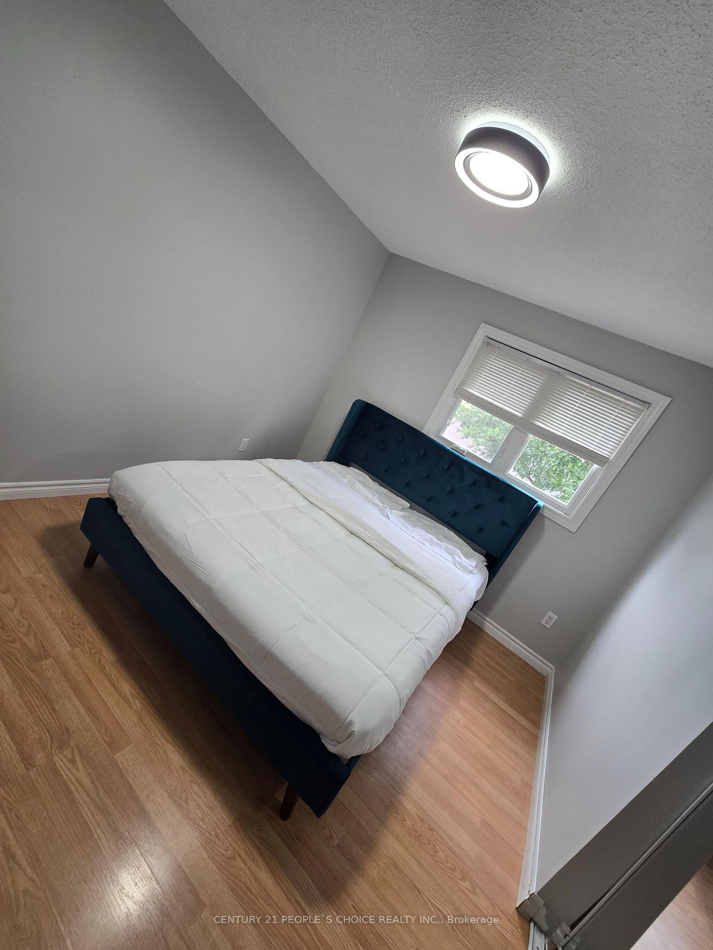 Photo 17 of 6063 Farmstead Lane, Mississauga, Meadowvale — HOMEH