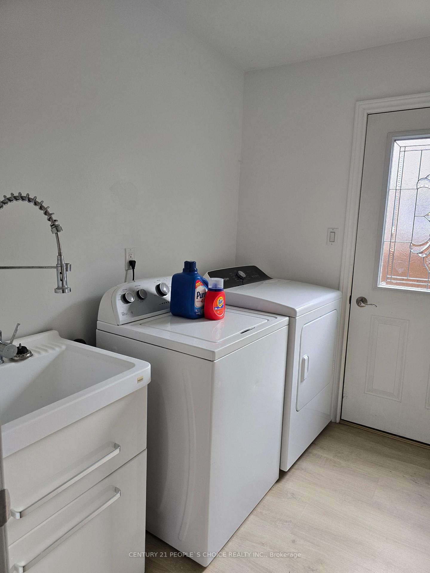Photo 22 of 6063 Farmstead Lane, Mississauga, Meadowvale — HOMEH