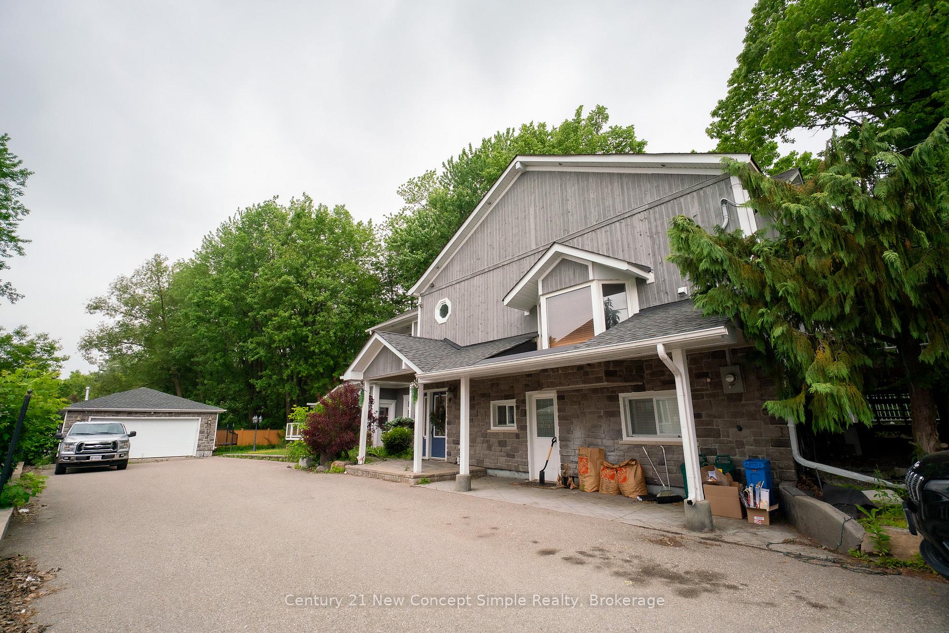Photo 3 of 116 Moray Avenue, Richmond Hill, Oak Ridges Lake Wilcox — HOMEH