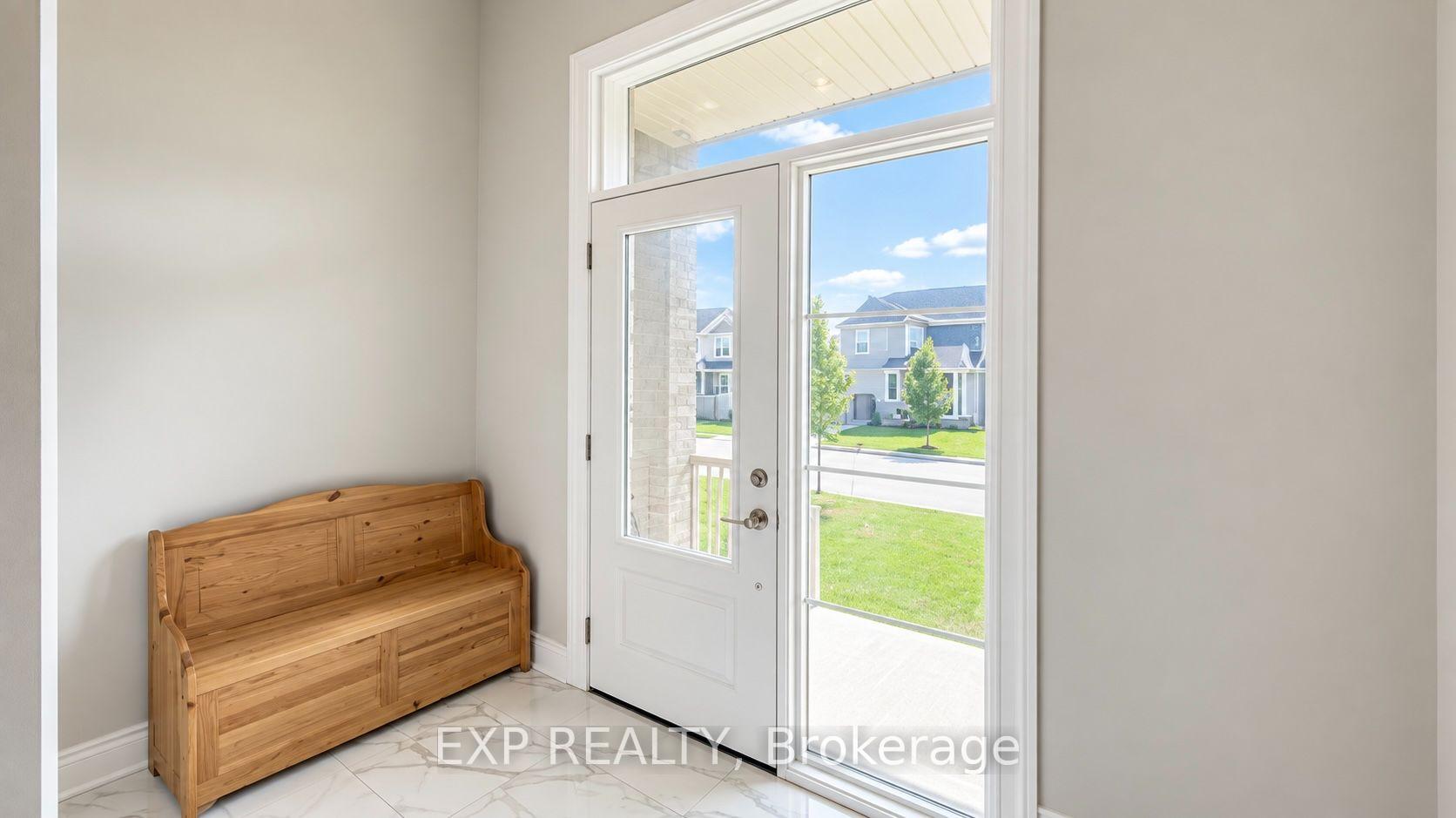 Photo 3 of 1004 Keeper Heights, Ottawa, Goulbourn Twp From Franktown Rd/South To Rideau — HOMEH
