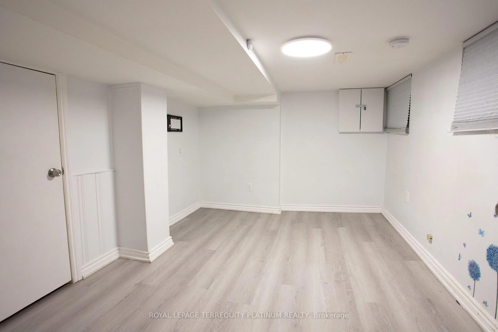 Photo 10 of Unit Bsmt, 296 Lumsden Avenue, Toronto, Woodbine-Lumsden — HOMEH
