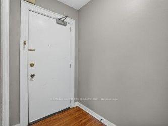 Photo 7 of Unit 5, 2360 Queen Street E, Toronto, The Beaches — HOMEH