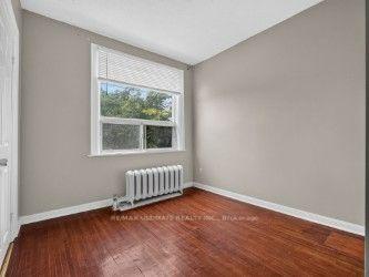 Photo 27 of Unit 5, 2360 Queen Street E, Toronto, The Beaches — HOMEH