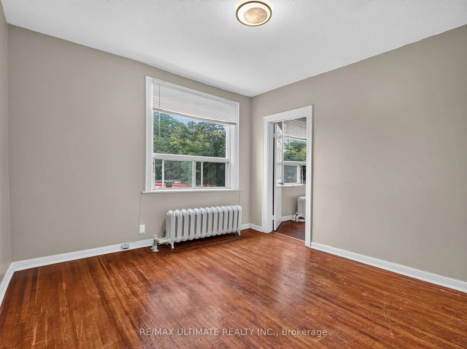 Photo 16 of Unit 5, 2360 Queen Street E, Toronto, The Beaches — HOMEH