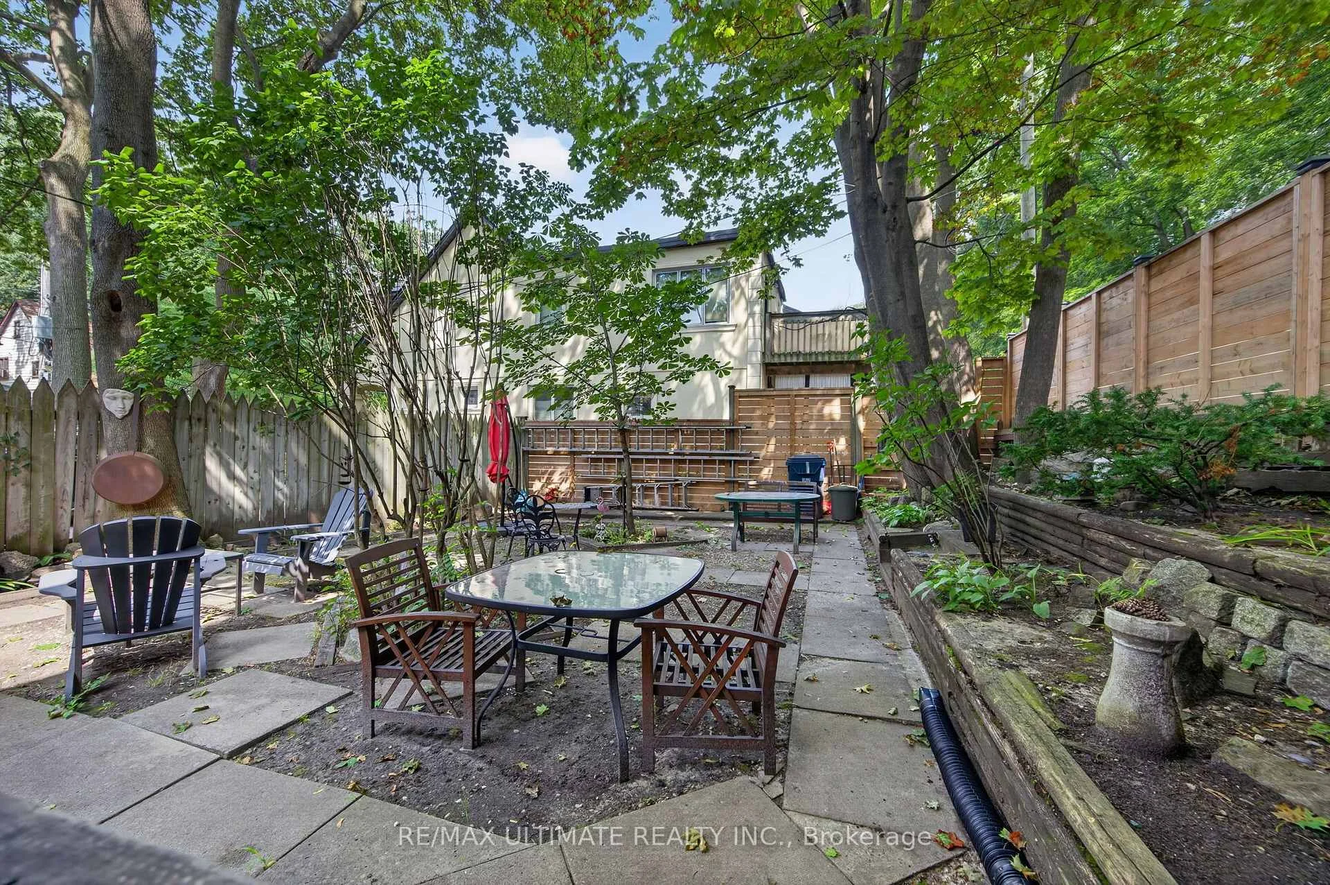 Photo 44 of Unit 5, 2360 Queen Street E, Toronto, The Beaches — HOMEH