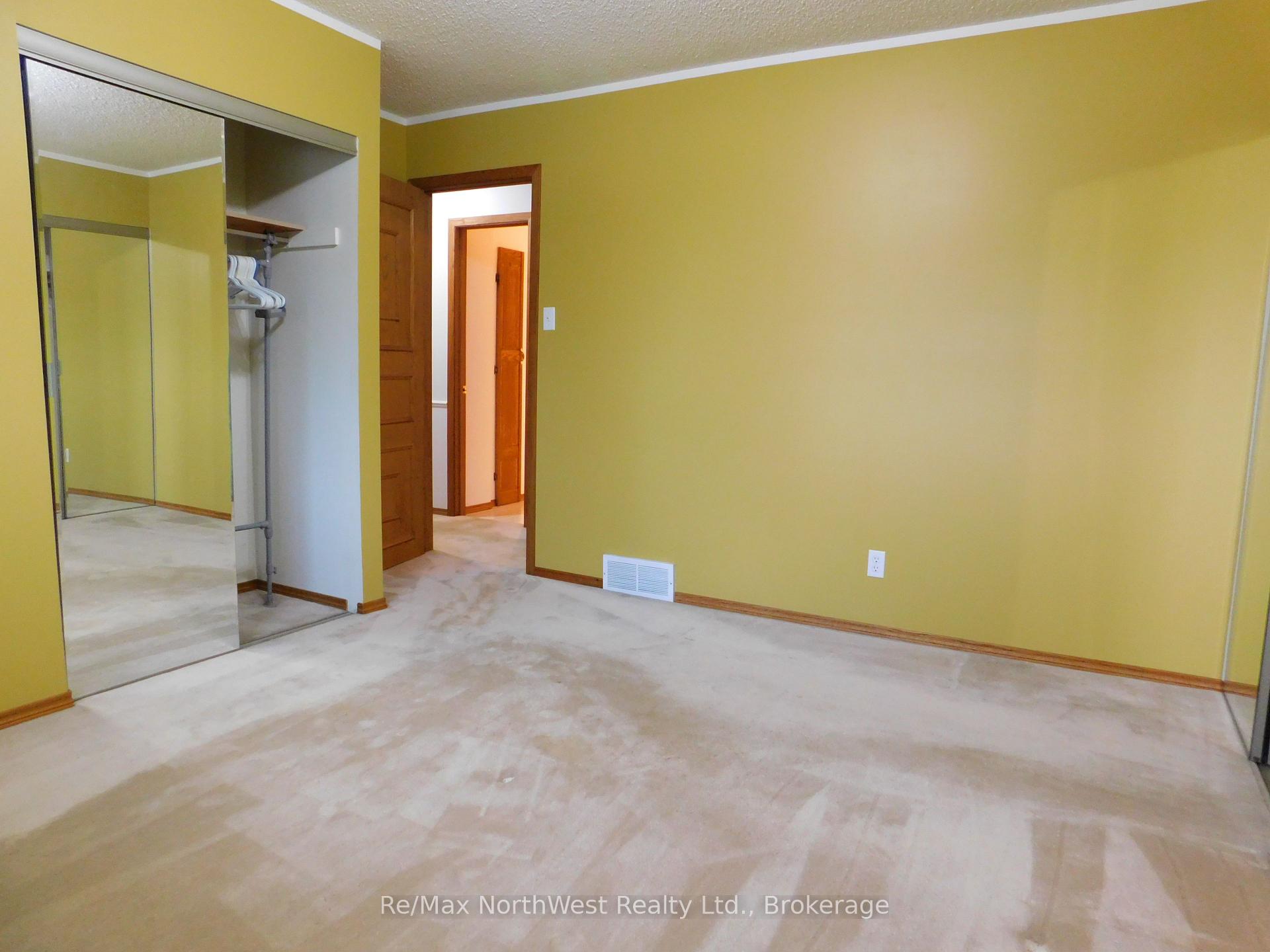 Photo 18 of 282 Wilde Street, Dryden, Milestone — HOMEH