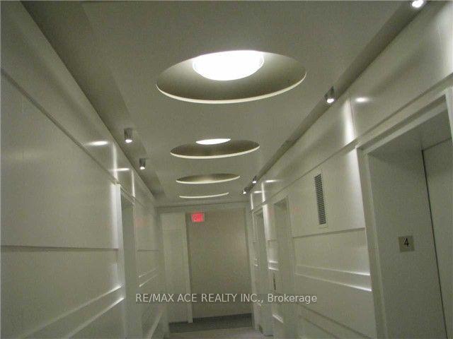 Photo 3 of Unit 404, 12 York Street, Toronto, Waterfront Communities — HOMEH