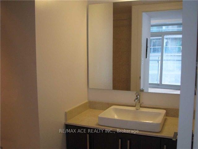 Photo 8 of Unit 404, 12 York Street, Toronto, Waterfront Communities — HOMEH