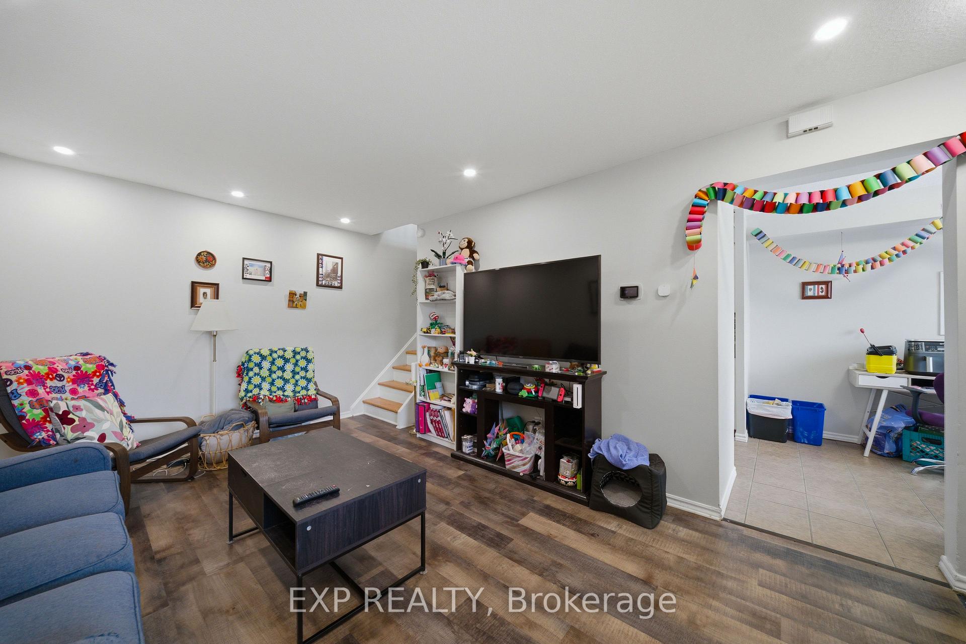 Photo 3 of Unit 11, 1675 Heatherington Road, Ottawa, Heron Gate/Industrial Park — HOMEH