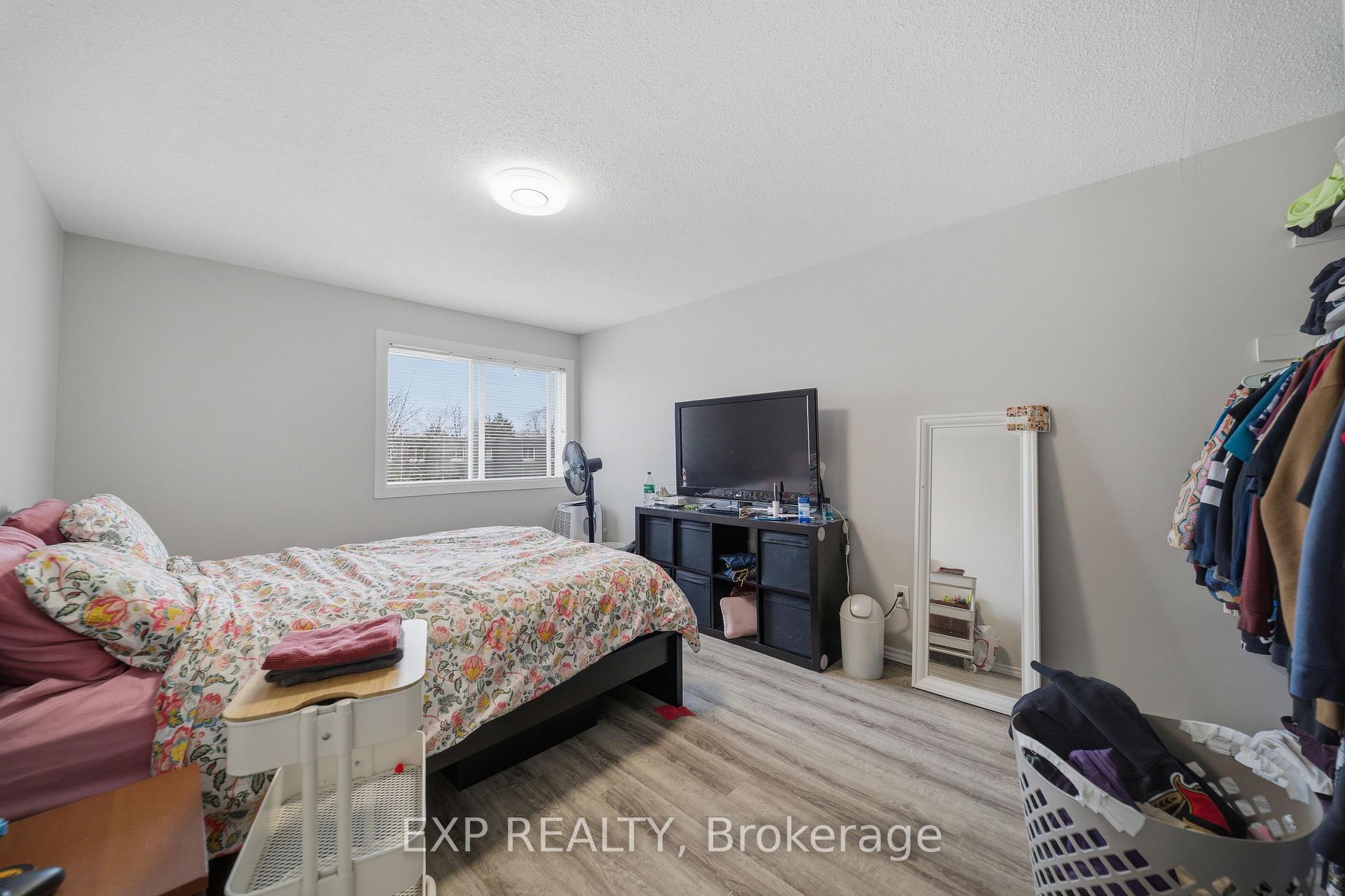 Photo 17 of Unit 11, 1675 Heatherington Road, Ottawa, Heron Gate/Industrial Park — HOMEH