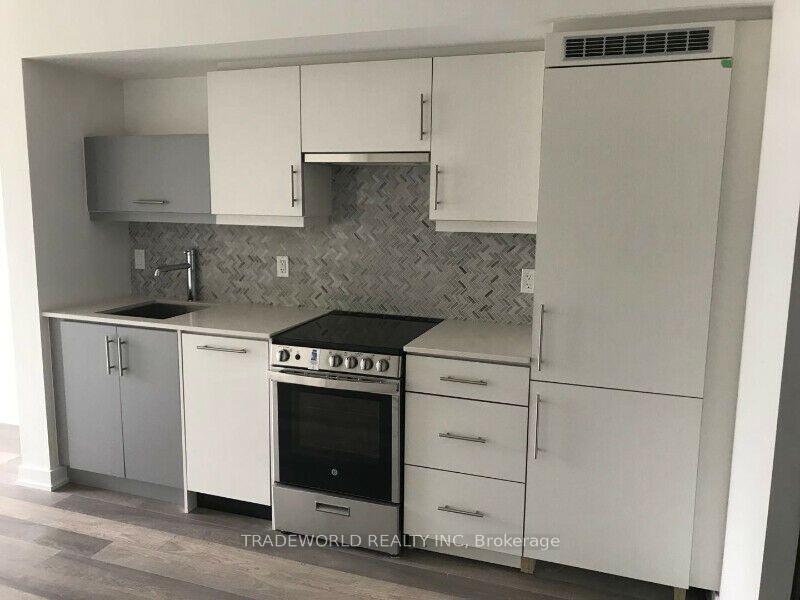 Photo 4 of Unit 707, 181 Huron Street, Toronto, Kensington-Chinatown — HOMEH