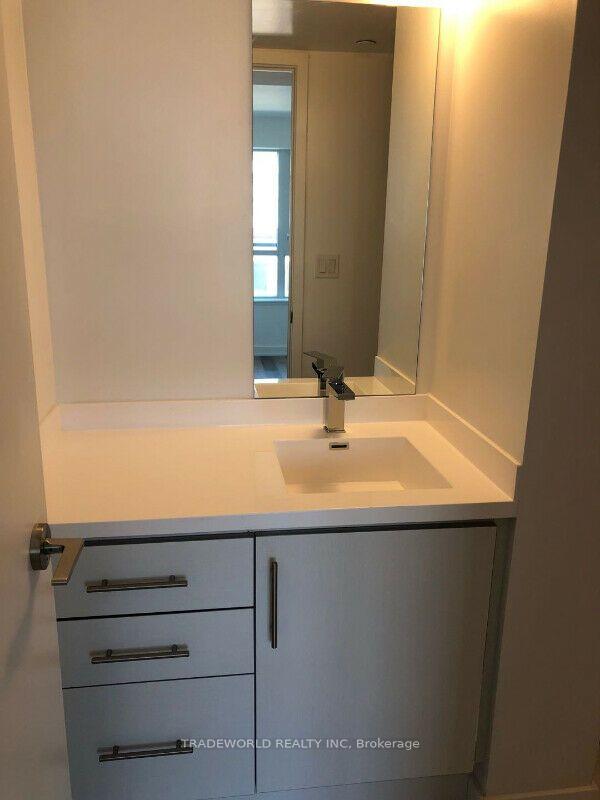 Photo 8 of Unit 707, 181 Huron Street, Toronto, Kensington-Chinatown — HOMEH