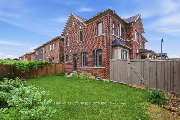 Photo 36 of 542 Remembrance Road, Brampton, Northwest Brampton — HOMEH