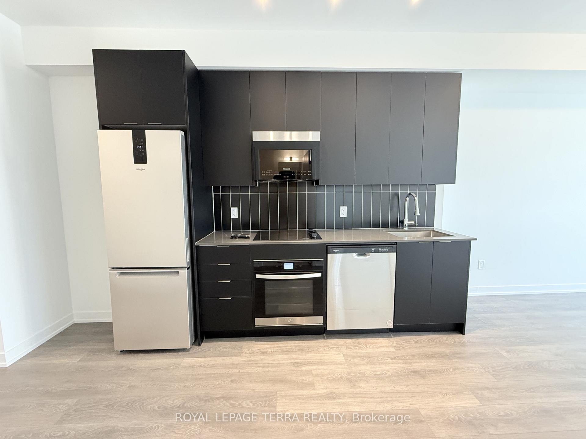 Photo 5 of Unit 1202, 474 Caldari Road, Vaughan, Concord — HOMEH